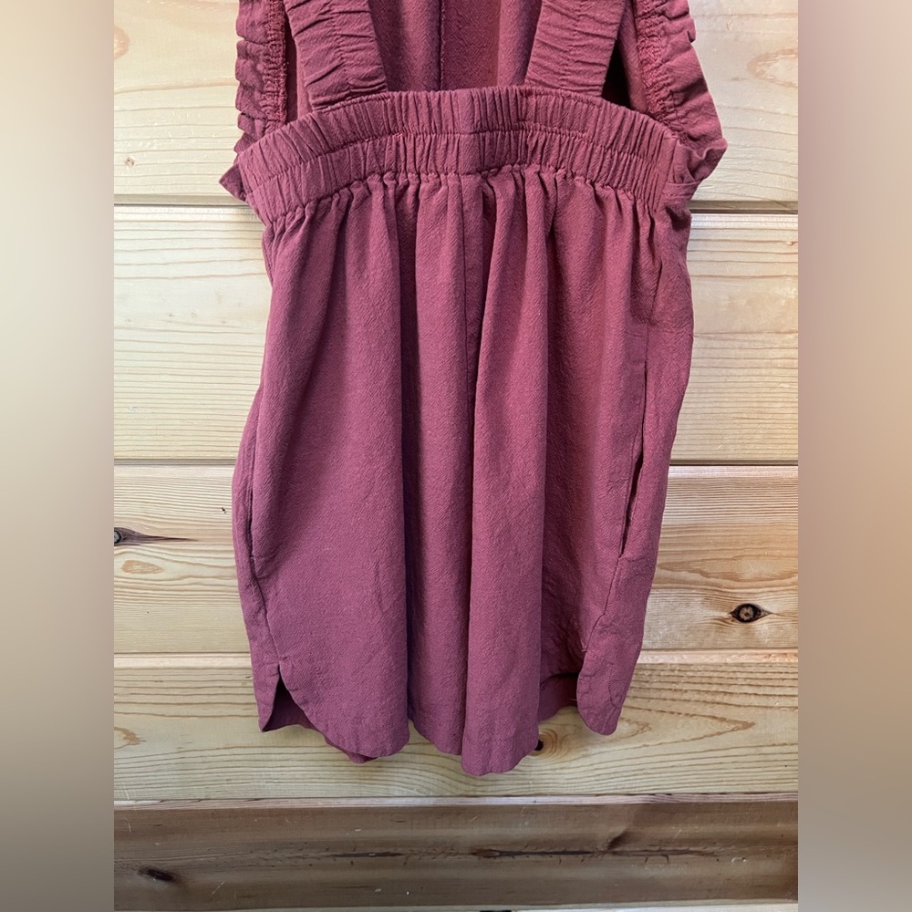 Women’s Linen Dusty Rose Ruffle Romper - Picture 5 of 5